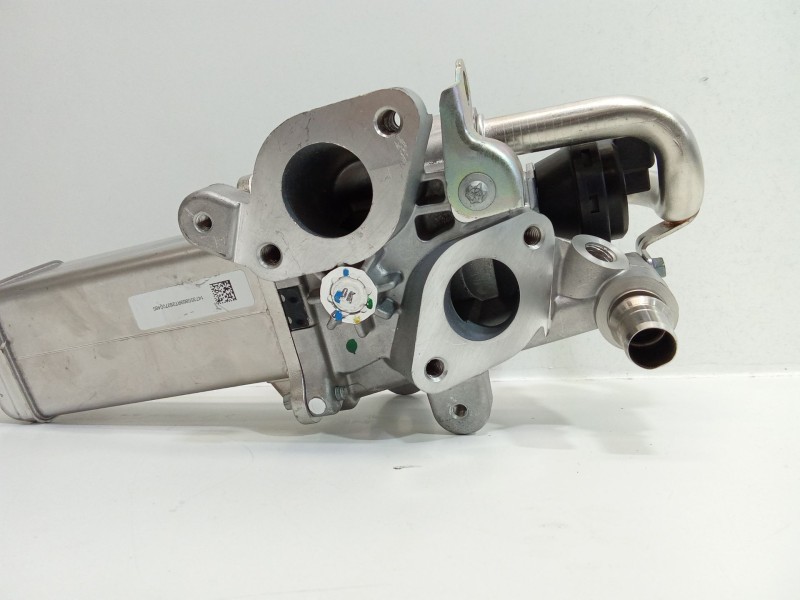 Recambio de enfriador egr para renault master iii furgoneta (fv) 2.3 dci 110 fwd (fv0r, fv0w) referencia OEM IAM 147355889R  
