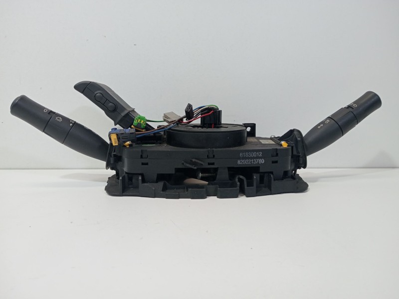 Recambio de mando multifuncion para renault megane ii (bm0/1_, cm0/1_) 1.4 16v (bm0b, cm0b) referencia OEM IAM 8200155865  