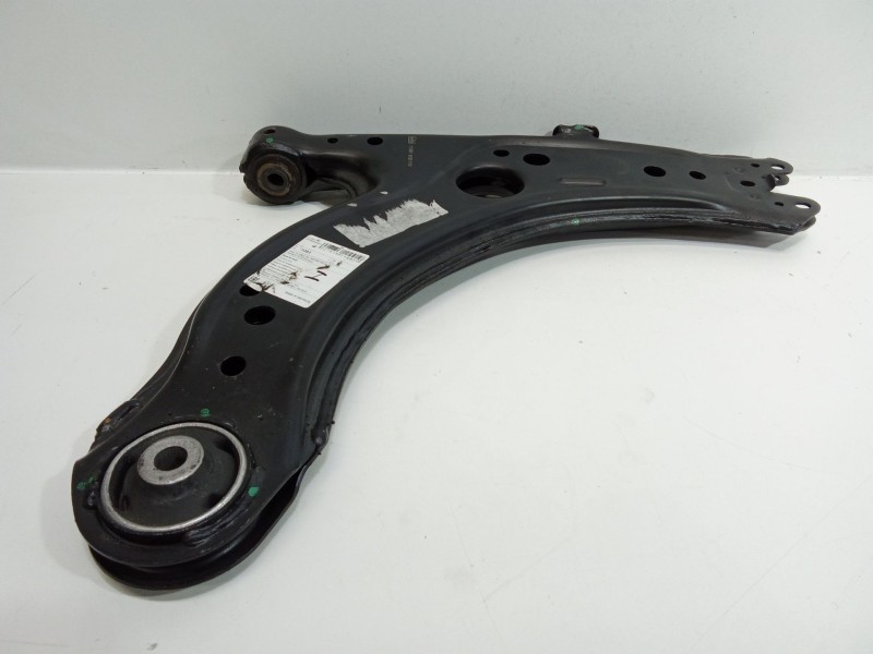 Recambio de brazo suspension inferior delantero izquierdo para volkswagen golf iv (1j1) 1.9 tdi referencia OEM IAM 1J0407151C  