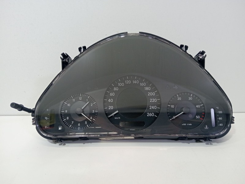 Recambio de cuadro instrumentos para mercedes-benz clase e (w211) e 300 bluetec (211.024) referencia OEM IAM A2114404311  