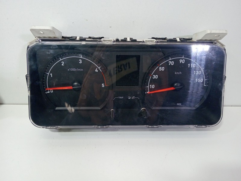 Recambio de cuadro instrumentos para nissan cabstar (f24m, f24w) 35.14 dci, 45.14 dci 2.5 (f24m) referencia OEM IAM LC18A/3IB3  