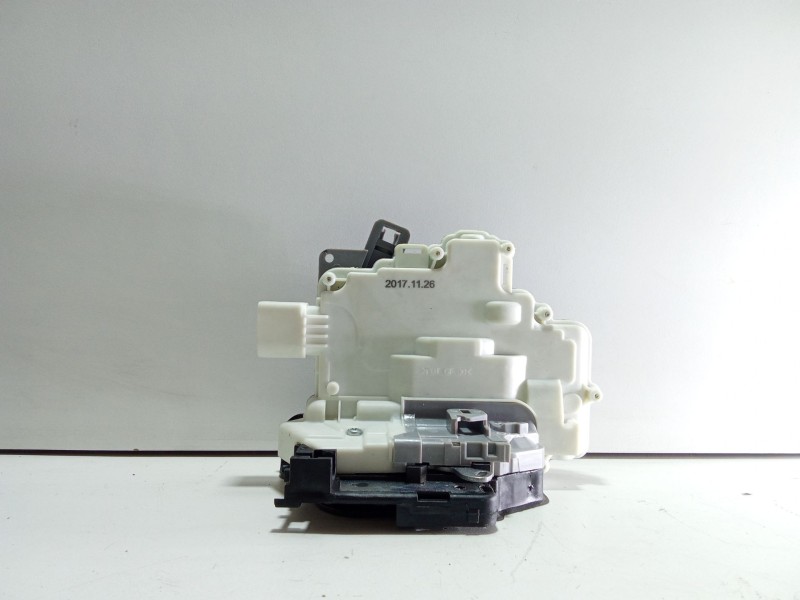 Recambio de cerradura puerta trasera izquierda para audi a4 avant (8k5) (2008) básico referencia OEM IAM 8k0839015  