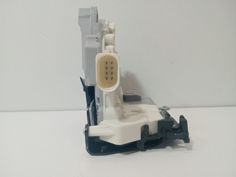 Recambio de cerradura puerta trasera izquierda para seat leon (1p1) 1.9 tdi referencia OEM IAM 1P0839015   Recambio de cerradura puerta trasera izquierda para seat leon (1p1) 1.9 tdi referencia OEM IAM 1P0839015
