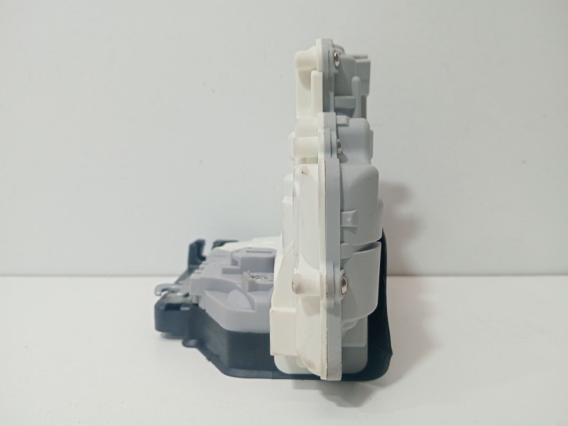 Recambio de cerradura puerta trasera izquierda para seat leon (1p1) 1.9 tdi referencia OEM IAM 1P0839015   Recambio de cerradura puerta trasera izquierda para seat leon (1p1) 1.9 tdi referencia OEM IAM 1P0839015