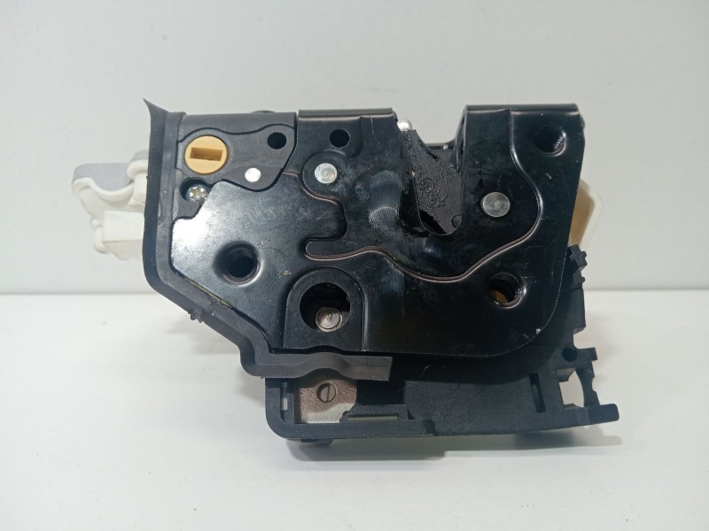 Recambio de cerradura puerta trasera izquierda para seat leon (1p1) 1.9 tdi referencia OEM IAM 1P0839015   Recambio de cerradura puerta trasera izquierda para seat leon (1p1) 1.9 tdi referencia OEM IAM 1P0839015