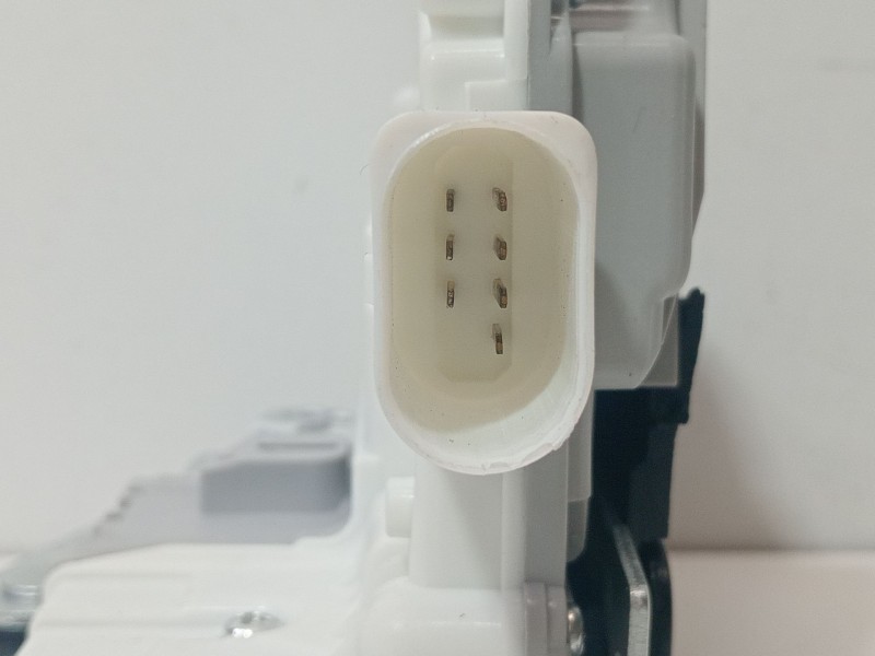 Recambio de cerradura puerta trasera derecha para seat altea xl (5p5) referencia OEM IAM 1P0839016A   Recambio de cerradura puerta trasera derecha para seat altea xl (5p5) referencia OEM IAM 1P0839016A
