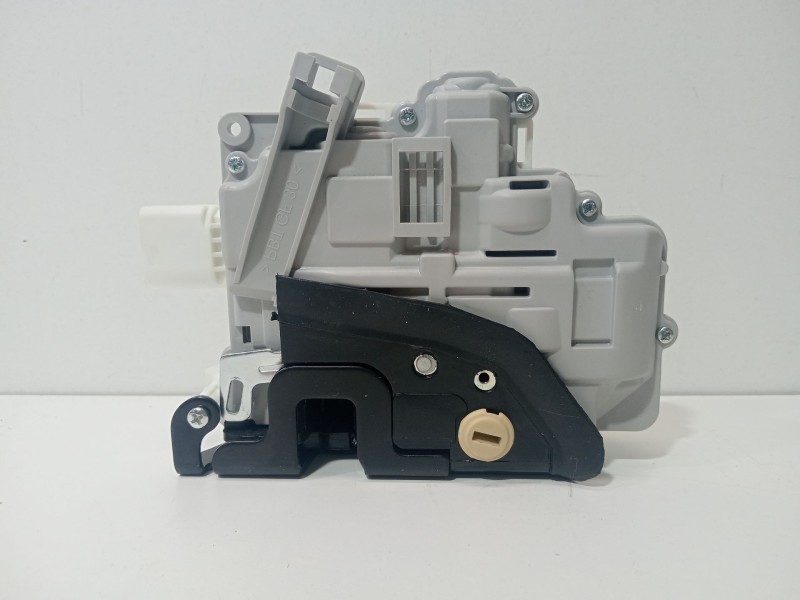 Recambio de cerradura puerta trasera derecha para seat altea xl (5p5) referencia OEM IAM 1P0839016A   Recambio de cerradura puerta trasera derecha para seat altea xl (5p5) referencia OEM IAM 1P0839016A