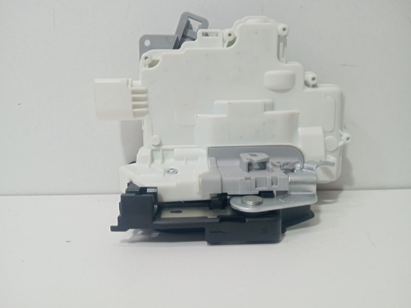 Recambio de cerradura puerta trasera izquierda para seat altea (5p1) 1.9 tdi referencia OEM IAM 1P0839015A  