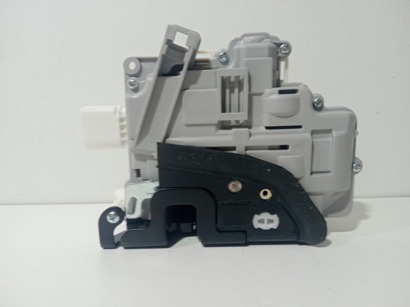 Recambio de cerradura puerta delantera derecha para seat altea (5p1) 1.9 tdi referencia OEM IAM EZC-SE-003   Recambio de cerradura puerta delantera derecha para seat altea (5p1) 1.9 tdi referencia OEM IAM EZC-SE-003