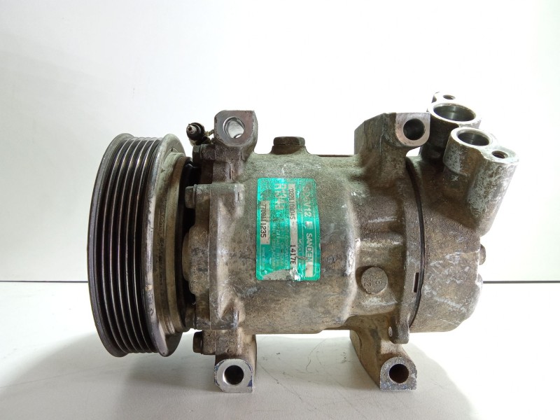 Recambio de compresor aire acondicionado para renault kangoo (f/kc0) referencia OEM IAM 7700111235  