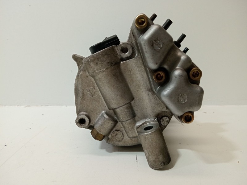 Recambio de compresor aire acondicionado para bmw serie 3 berlina (e90) 318i referencia OEM IAM 691538008   Recambio de compresor aire acondicionado para bmw serie 3 berlina (e90) 318i referencia OEM IAM 691538008