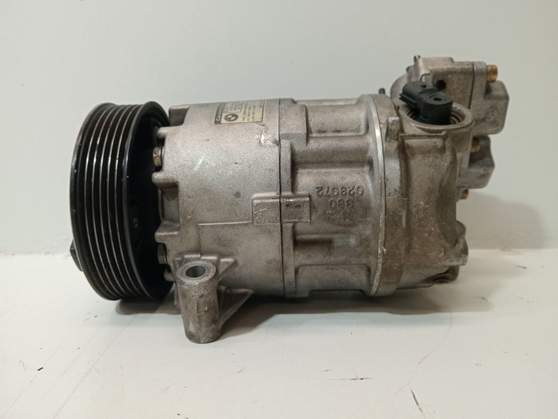 Recambio de compresor aire acondicionado para bmw serie 3 berlina (e90) 318i referencia OEM IAM 691538008   Recambio de compresor aire acondicionado para bmw serie 3 berlina (e90) 318i referencia OEM IAM 691538008