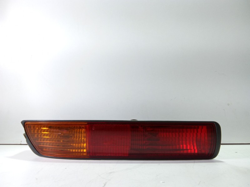 Recambio de piloto trasero izquierdo paragolpes para mitsubishi montero (v60/v70) referencia OEM IAM mb1594354  