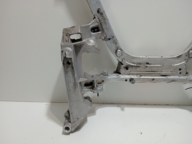 Recambio de puente delantero para bmw 7 (e65, e66, e67) 745 d referencia OEM IAM 6752293  