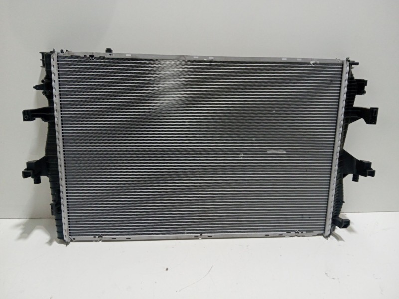 Recambio de radiador agua para volkswagen california t5 camper (7ec, 7ef, 7eg, 7hf, 7hc) 1.9 tdi referencia OEM IAM 7H0121253  