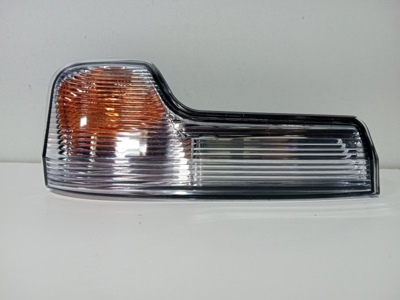 Recambio de piloto intermitente de retrovisor izquierdo para iveco daily vi autobús 40c18, 50c18, 60c18 referencia OEM IAM FT873
