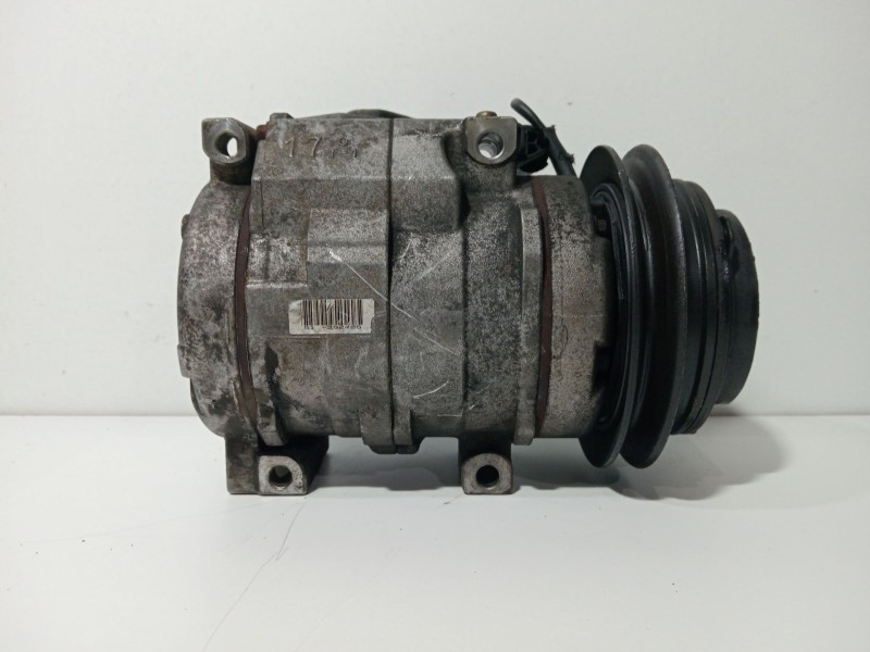 Recambio de soporte compresor aire para mitsubishi montero ( v60 / v70 ) di-d avance referencia OEM IAM 4472203657  