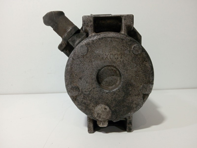 Recambio de soporte compresor aire para mitsubishi montero ( v60 / v70 ) di-d avance referencia OEM IAM 4472203657   Recambio de soporte compresor aire para mitsubishi montero ( v60 / v70 ) di-d avance referencia OEM IAM 4472203657