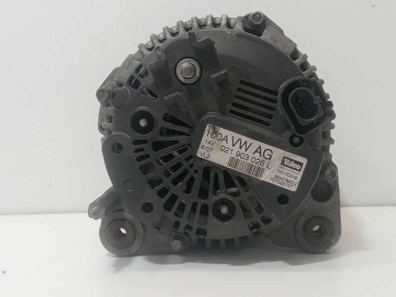 Recambio de alternador para volkswagen passat b6 (3c2) 2.0 tdi referencia OEM IAM 021903026   Recambio de alternador para volkswagen passat b6 (3c2) 2.0 tdi referencia OEM IAM 021903026