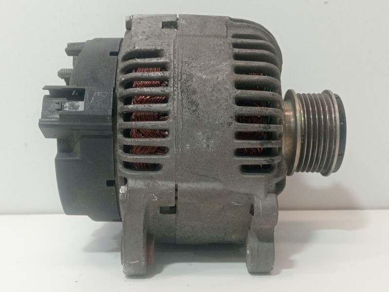 Recambio de alternador para volkswagen passat b6 (3c2) 2.0 tdi referencia OEM IAM 021903026   Recambio de alternador para volkswagen passat b6 (3c2) 2.0 tdi referencia OEM IAM 021903026