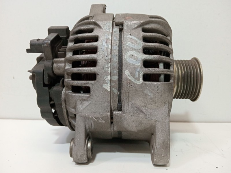 Recambio de alternador para seat ibiza (6l1) 1.9 tdi referencia OEM IAM 038903023   Recambio de alternador para seat ibiza (6l1) 1.9 tdi referencia OEM IAM 038903023