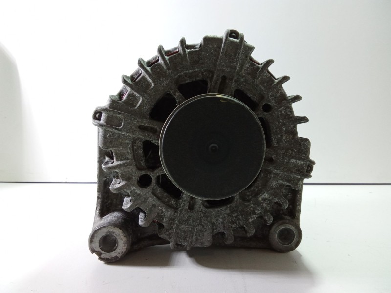 Recambio de alternador para bmw 1 (e81) 118 d referencia OEM IAM 8578608  