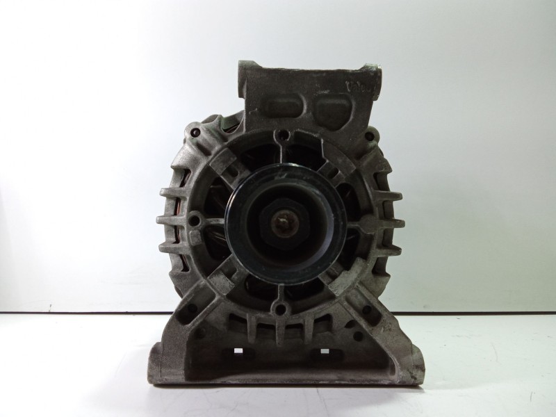 Recambio de alternador para mercedes-benz clase a (w169) a 150 (169.031) referencia OEM IAM a2661541202  