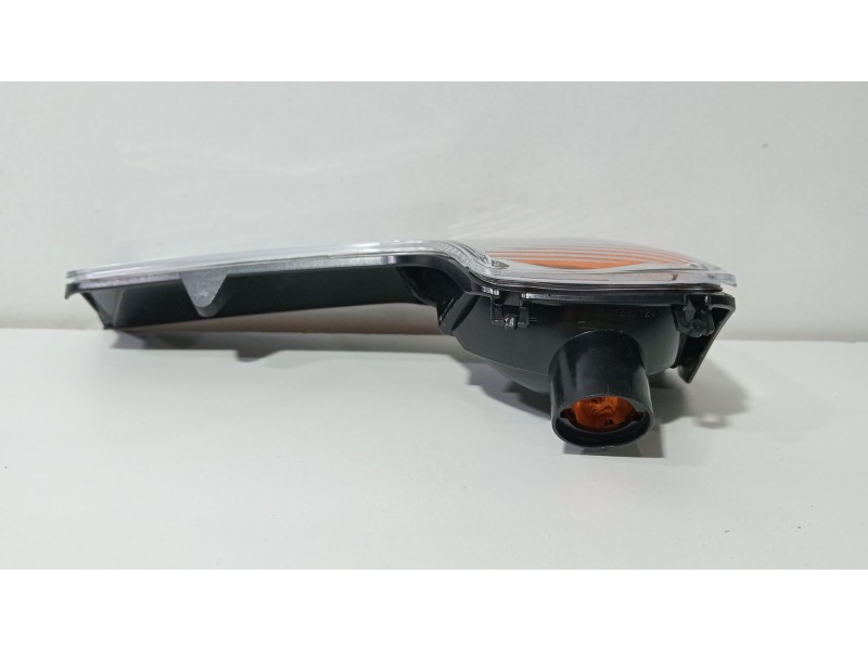 Recambio de piloto intermitente de retrovisor izquierdo para iveco daily vi caja/chasis 35s17, 55s17 4x4 referencia OEM IAM FT87