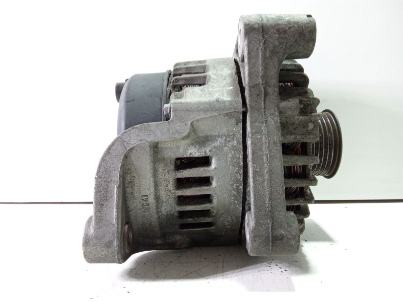Recambio de alternador para bmw serie 1 berlina (e81/e87) 118d referencia OEM IAM 7802261al03  