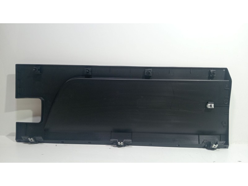 Recambio de moldura puerta trasera derecha para iveco daily vi autobús naturalpower 40c14, 50c14, 60c14 referencia OEM IAM FT909 Recambio de moldura puerta trasera derecha para iveco daily vi autobús naturalpower 40c14, 50c14, 60c14 referencia OEM IAM FT909