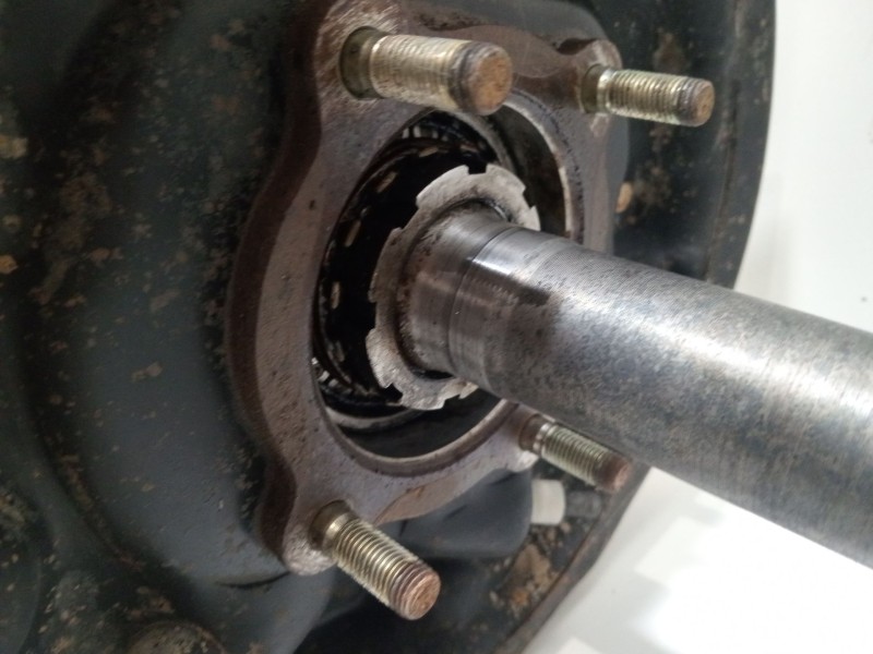 Recambio de transmision trasera derecha para nissan terrano (wd21) 2.7 td referencia OEM IAM NISSAN TERRANO II TD27  