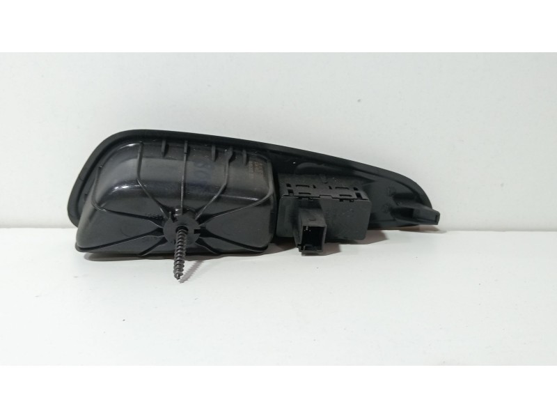 Recambio de botonera elevalunas para peugeot 308 1.6 16v referencia OEM IAM 96565185  