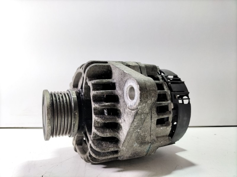 Recambio de alternador para fiat brava (182) 1.9 jtd cat referencia OEM IAM 51764265   Recambio de alternador para fiat brava (182) 1.9 jtd cat referencia OEM IAM 51764265