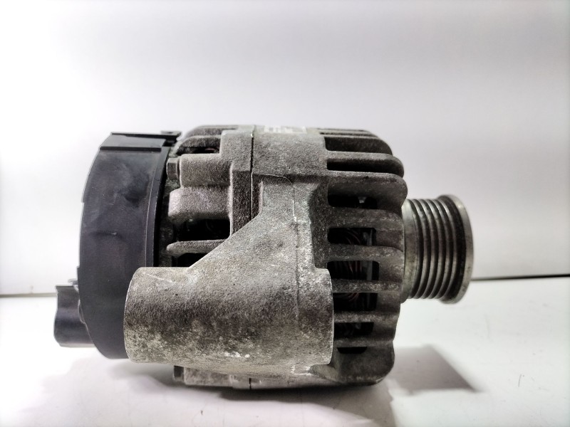 Recambio de alternador para fiat brava (182) 1.9 jtd cat referencia OEM IAM 51764265   Recambio de alternador para fiat brava (182) 1.9 jtd cat referencia OEM IAM 51764265