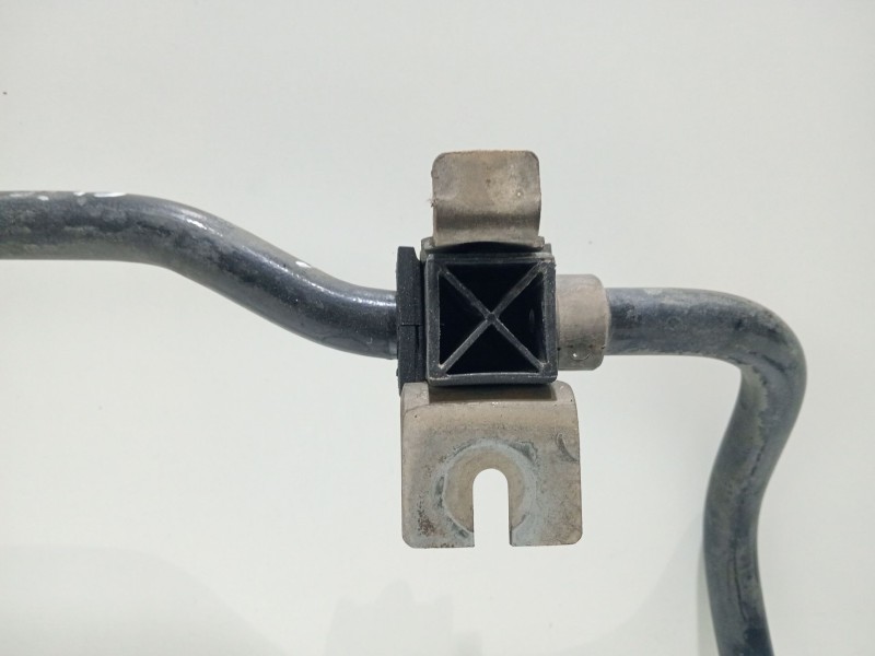 Recambio de barra estabilizadora delantera para renault clio iii referencia OEM IAM 8200699574  