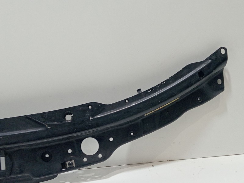 Recambio de travesaño superior para land rover range rover iii (l322) 4.4 4x4 referencia OEM IAM RANGE ROVER III (L322) 4.4 4x4 