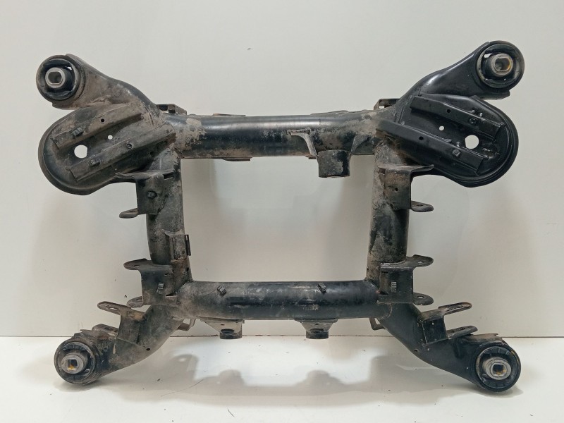 Recambio de puente trasero para land rover range rover iii (l322) 4.4 4x4 referencia OEM IAM RANGE ROVER III (L322) 4.4 4x4 2002