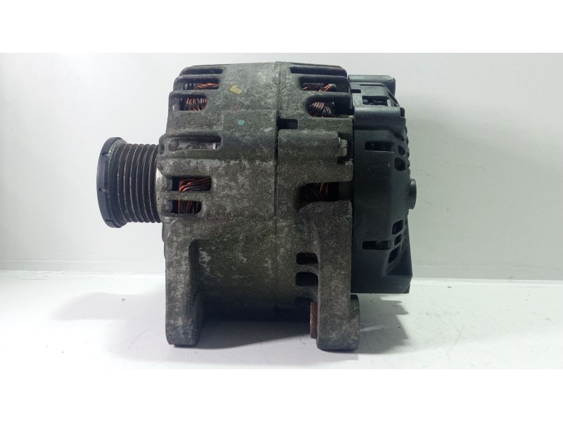 Recambio de alternador para renault trafic ii autobús (jl) 2.0 dci 90 referencia OEM IAM 8200404459   Recambio de alternador para renault trafic ii autobús (jl) 2.0 dci 90 referencia OEM IAM 8200404459
