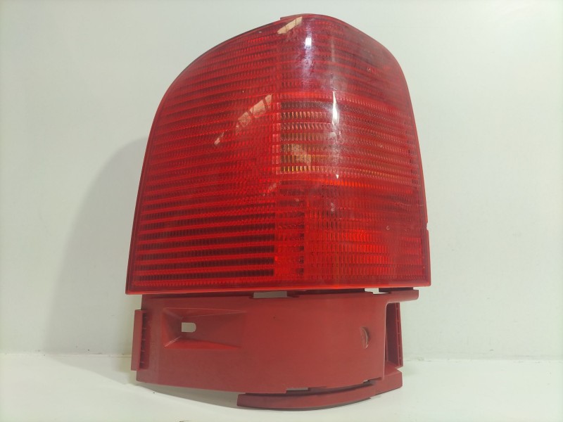 Recambio de piloto trasero izquierdo para volkswagen sharan (7m6/7m9) 1.9 tdi referencia OEM IAM 7113945095J  