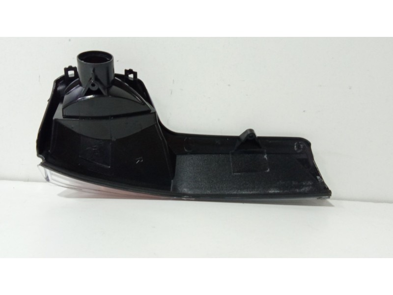 Recambio de piloto intermitente de retrovisor izquierdo para iveco daily v furgoneta 35s60e electric referencia OEM IAM FT87333 