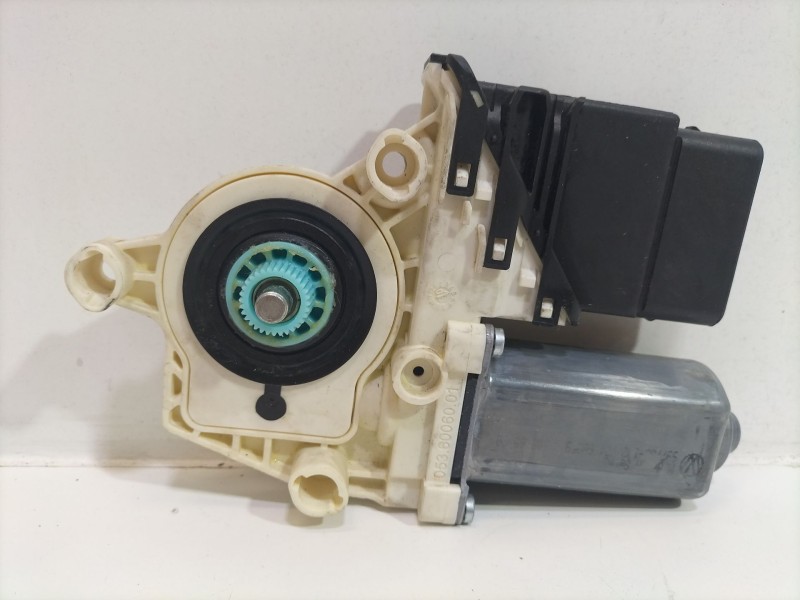 Recambio de motor elevalunas trasero derecho para volkswagen passat berlina (3c2) 2.0 tdi referencia OEM IAM 981678108  