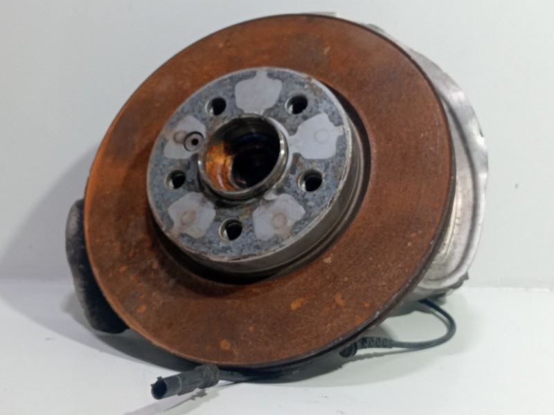 Recambio de mangueta delantera derecha para bmw 2 active tourer (f45) 218 d referencia OEM IAM 2 Active Tourer (F45) 218 d 2013 