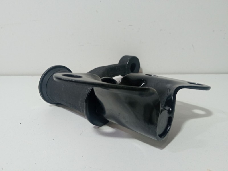 Recambio de soporte de maneta interior derecho para nissan pick up (d22) 2.4 i referencia OEM IAM SWK-NS-000  