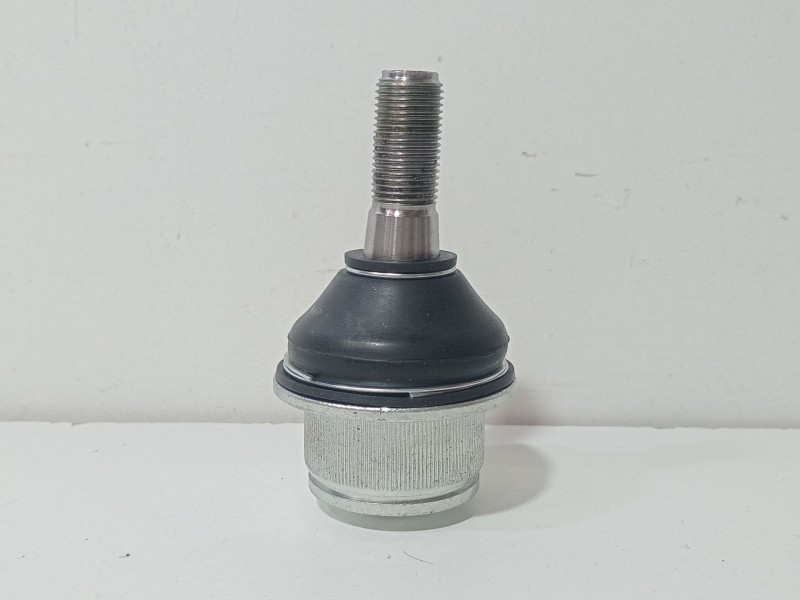 Recambio de rotula suspension para iveco daily vi autobús naturalpower 40c14, 50c14, 60c14 referencia OEM IAM FT17118  