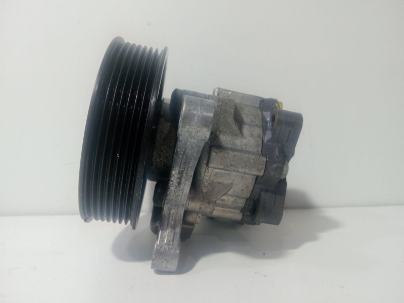 Recambio de bomba direccion para mercedes-benz sprinter 02.00  combi referencia OEM IAM 769355162  