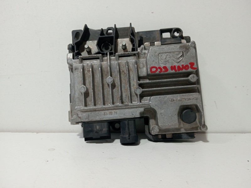 Recambio de centralita start / stop para citroën c4 cactus 1.2 vti 82 referencia OEM IAM 9810858280  