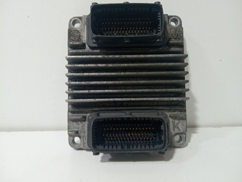 Recambio de centralita motor uce para opel corsa c 1.7 16v dti cat (y 17 dt / lr6) referencia OEM IAM 8972333706  