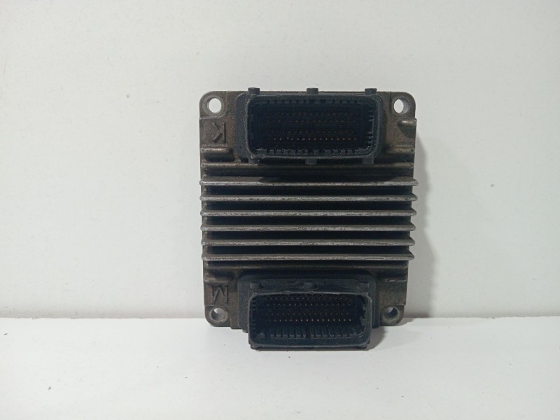 Recambio de centralita motor uce para opel corsa c 1.7 16v cdti referencia OEM IAM 8972272258  