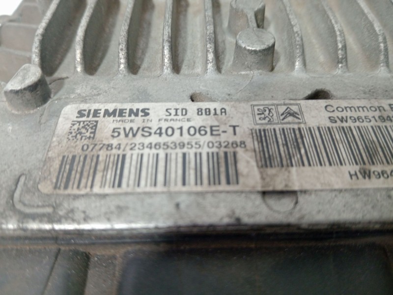 Recambio de centralita motor uce para citroën c5 berlina 2.0 16v cat (rfn / ew10j4) referencia OEM IAM 5WS40318HT  