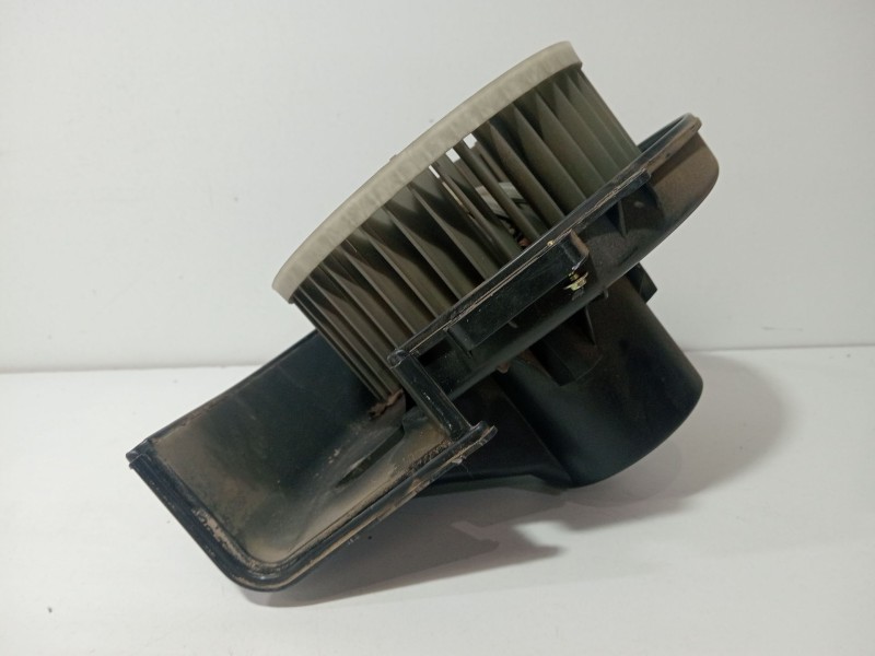 Recambio de motor calefaccion para volkswagen polo (9n3) 1.4 16v referencia OEM IAM 6Q1819015  